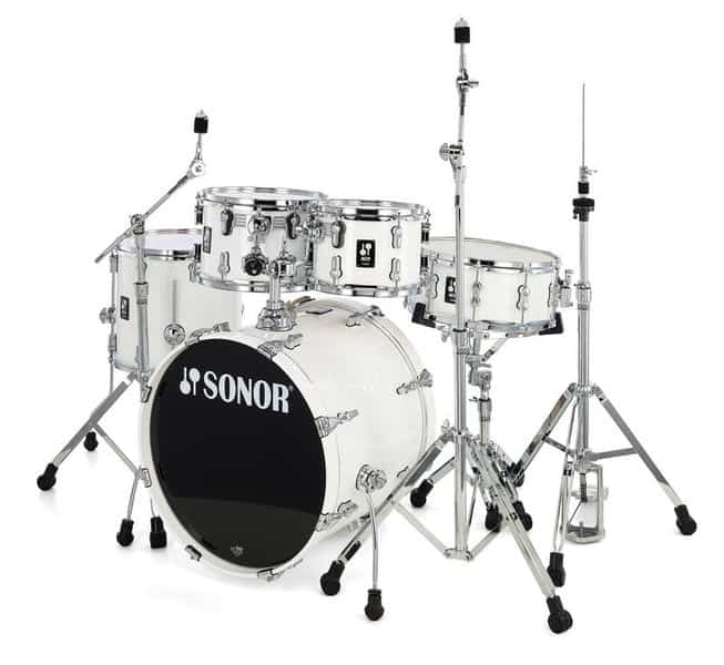 מערכת תופים Sonor AQ1 5pc Drum Set / Stage 22" Piano White